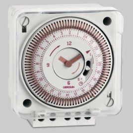 Orologio programmatore giornaliero