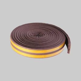 Parafreddo per porte e finestre in gomma mm 9x6 mt - col. marrone