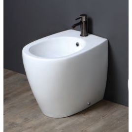 Bidet filo muro da terra aida colore bianco opaco venduto senza rubinetto