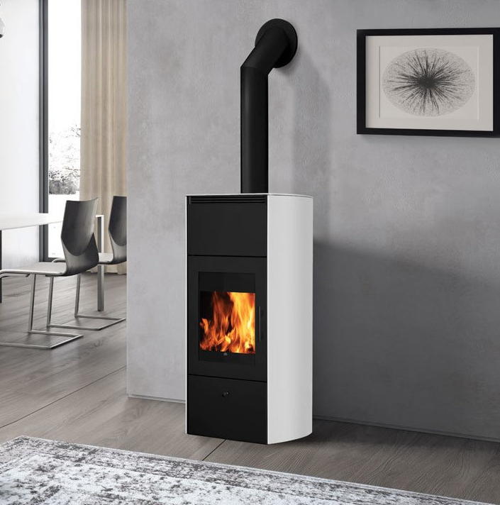 Flamma 14 v.a. struttura base flamma, termostufa a legna con ampio vetro.