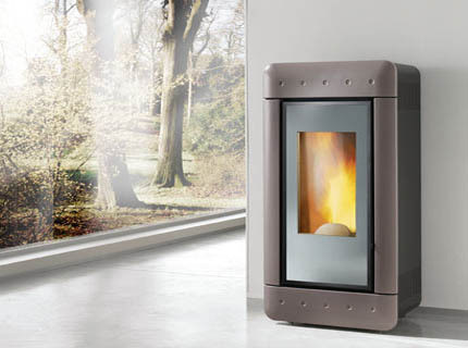 Stufa a pellet per riscaldamento idro lw12 rivestimento video tortora 12 kw